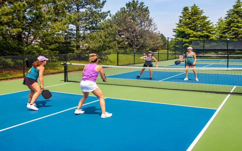 Đánh Pickleball đốt bao nhiêu calo 1 giờ? Có giảm cân được không?