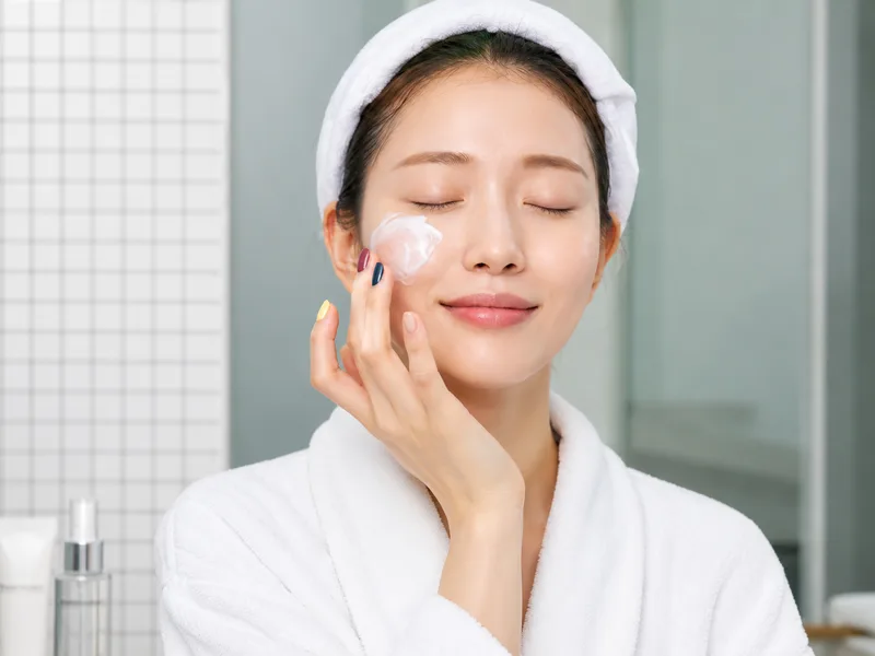 Lựa chọn serum và kem dưỡng phù hợp theo từng loại da giúp tối ưu hiệu quả chăm sóc